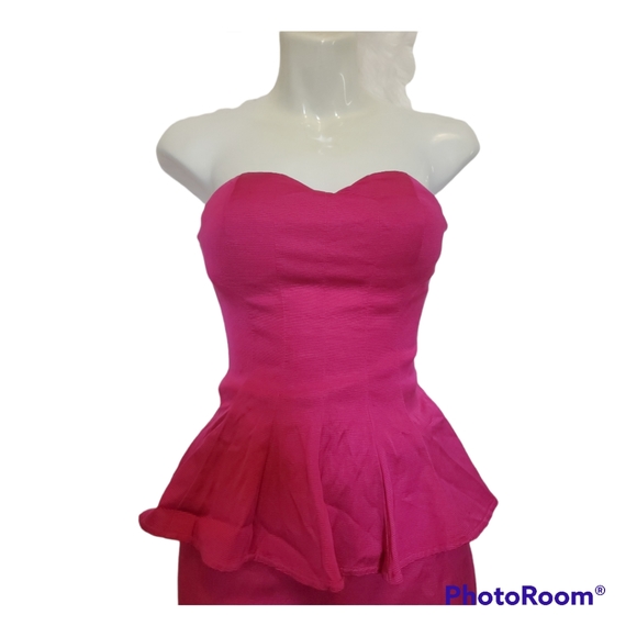 BEBE Fuschia Pink Strapless Peplum Dress - Size XXS, 00 - Picture 2 of 3